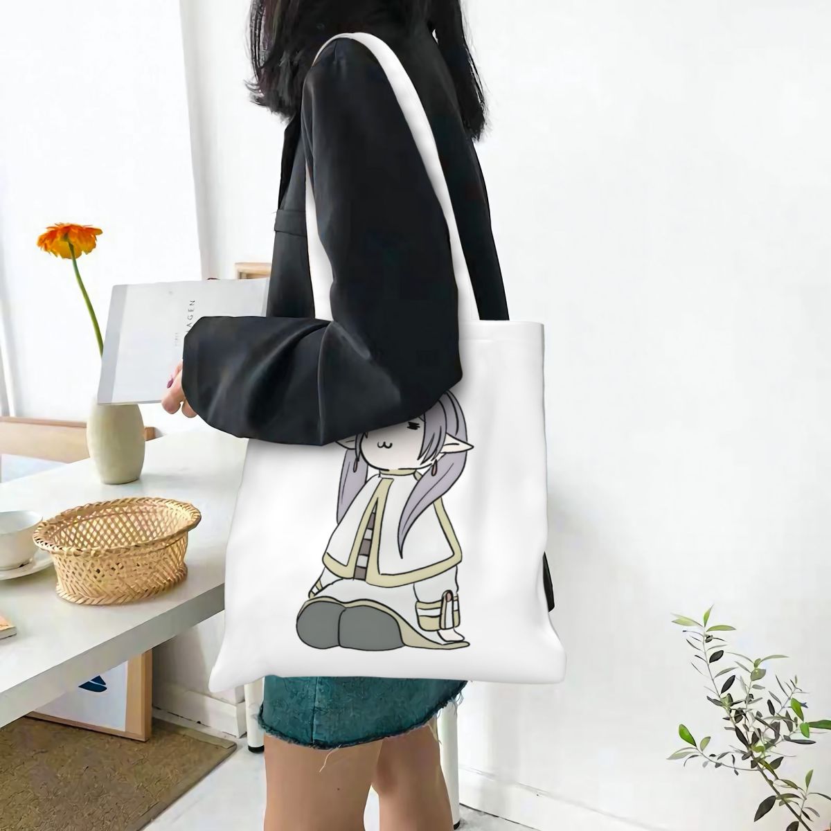 Frieren Beyond Journey's End A - Anime Tote Bag บทวิจารณ์และราคา
