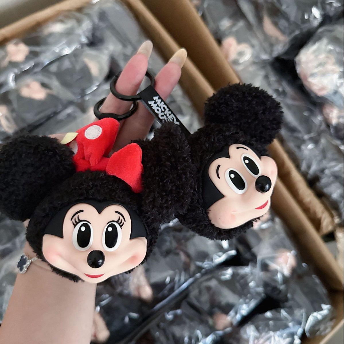 Mickey Minnie Plush Doll Keych - Anime Merchandise Gift บทวิจารณ์และราคา